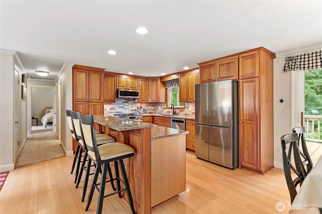 6650 Kings Lane Bellingham WA 98226