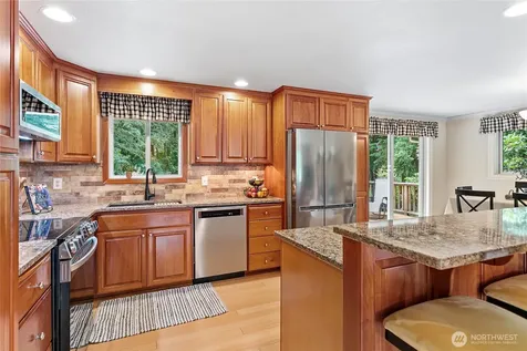 6650 Kings Lane Bellingham WA 98226