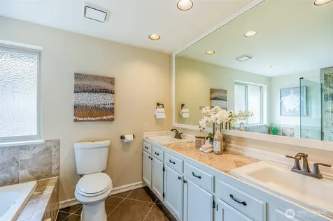6915 67th Place NE Marysville WA 98270