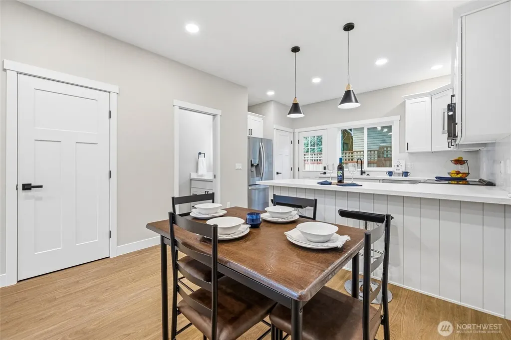 212 Carolina Street Bellingham WA 98225