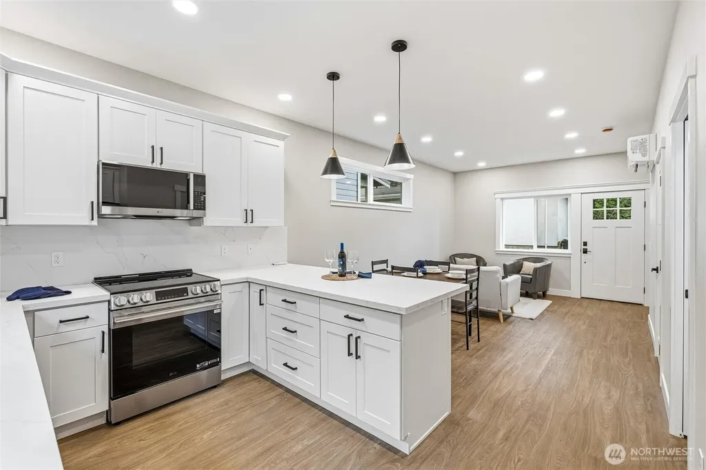212 Carolina Street Bellingham WA 98225