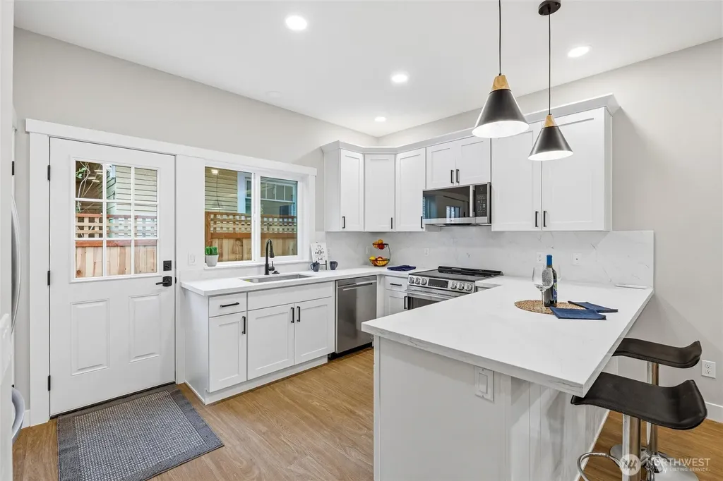 212 Carolina Street Bellingham WA 98225