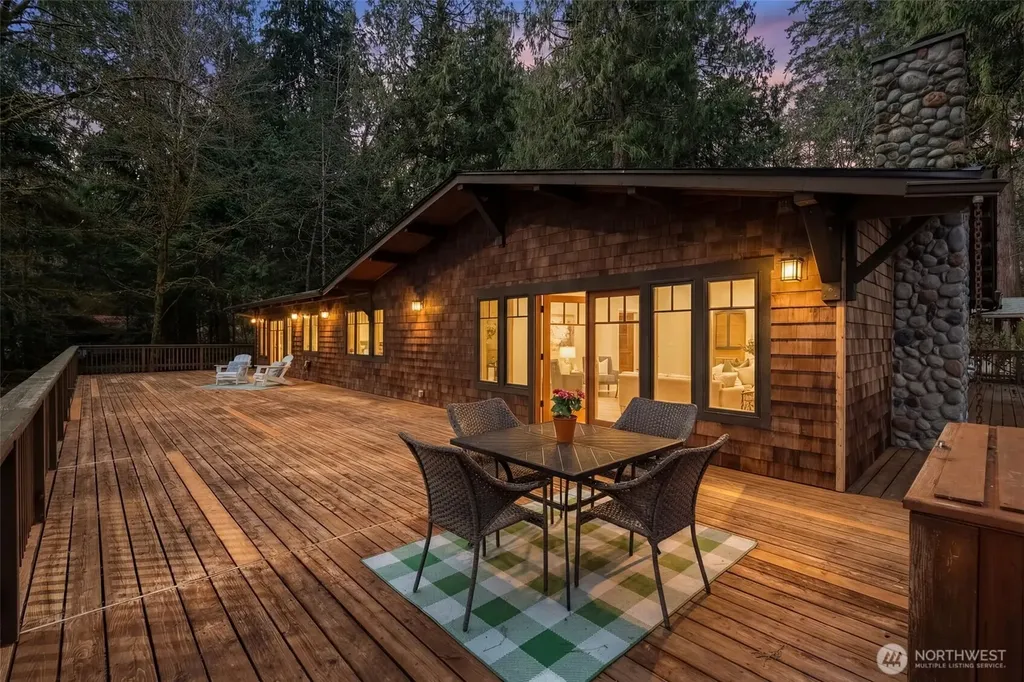 11725 122nd Avenue NW Gig Harbor WA 98329