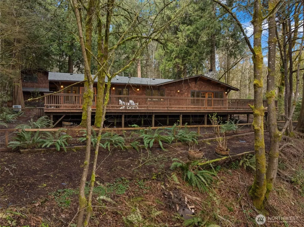 11725 122nd Avenue NW Gig Harbor WA 98329
