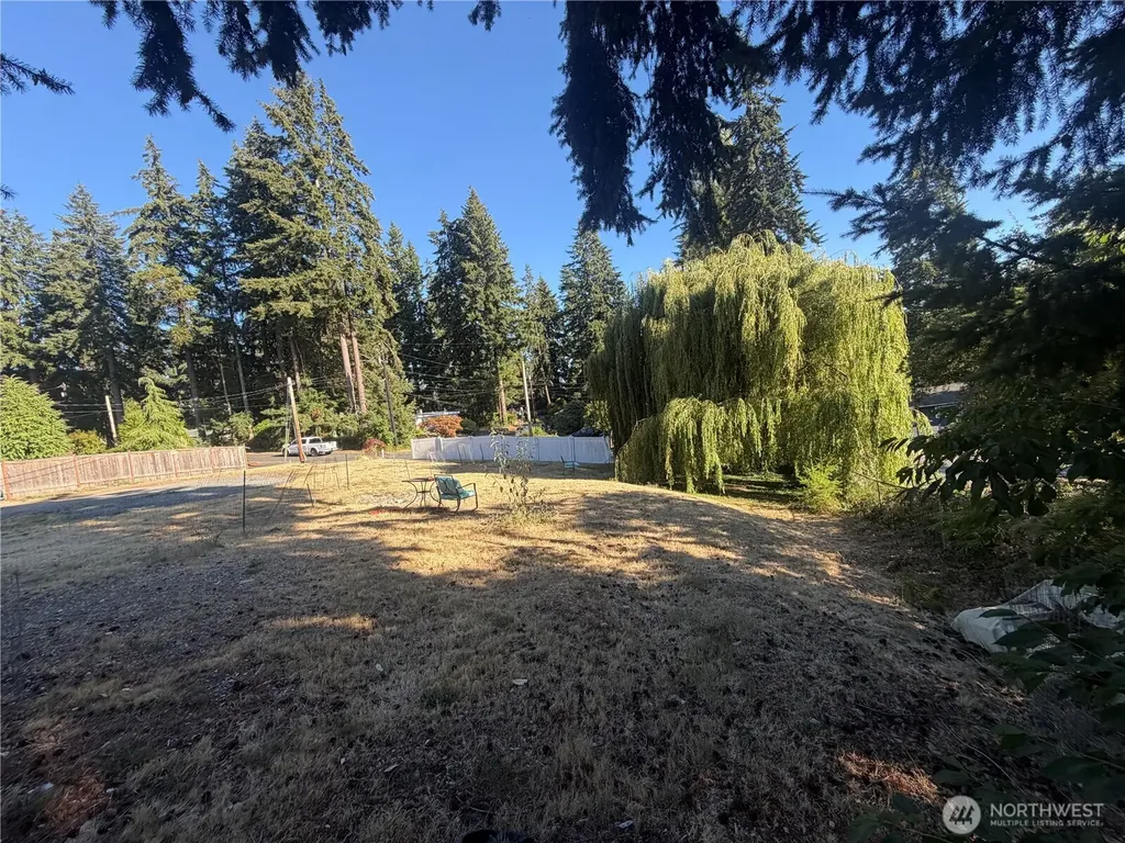 8729 236th Street SW Edmonds WA 98026
