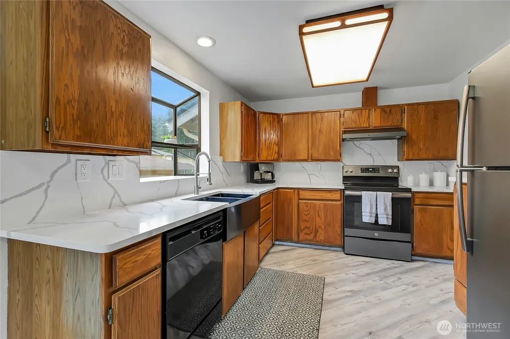 9715 110th Street Ct SW Lakewood WA 98498