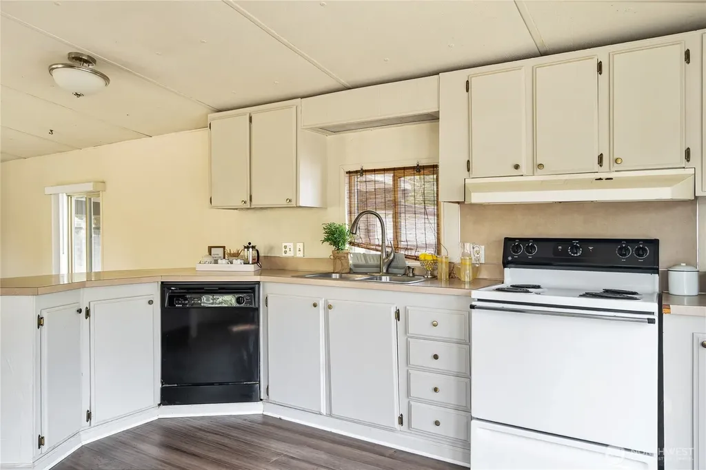 930 Trosper Road SW Tumwater WA 98512