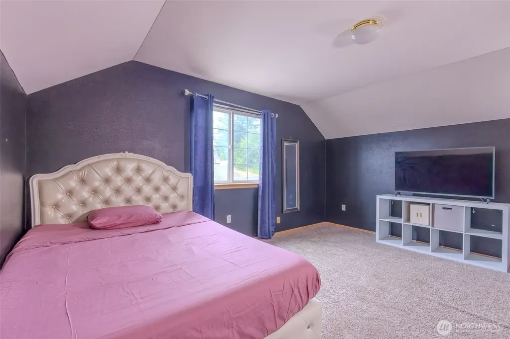 1305 Browns Point Boulevard Tacoma WA 98422
