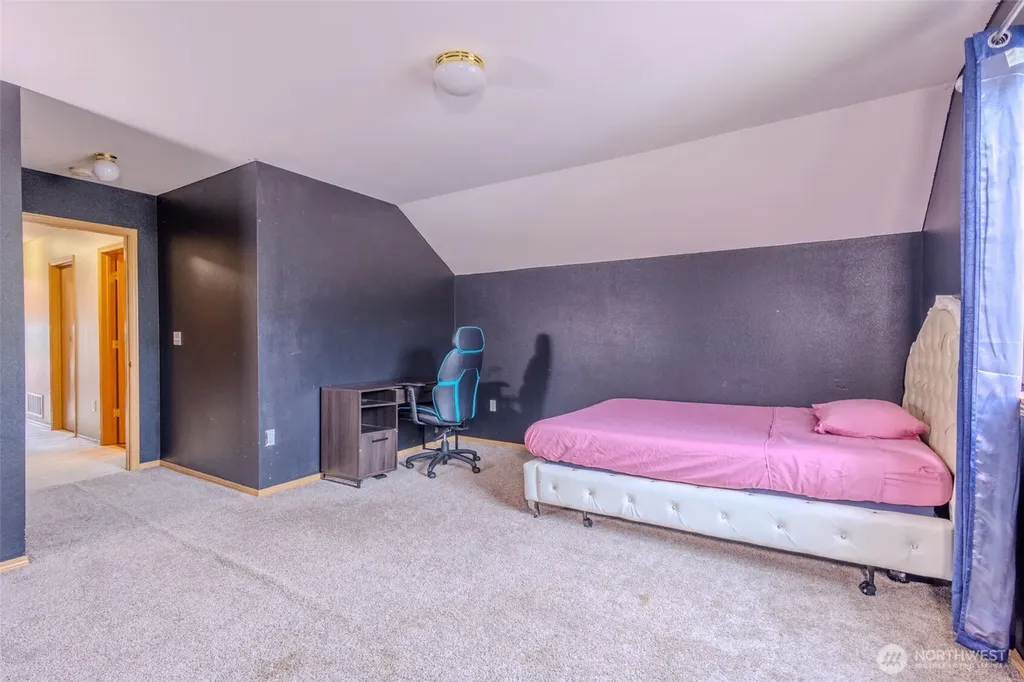 1305 Browns Point Boulevard Tacoma WA 98422