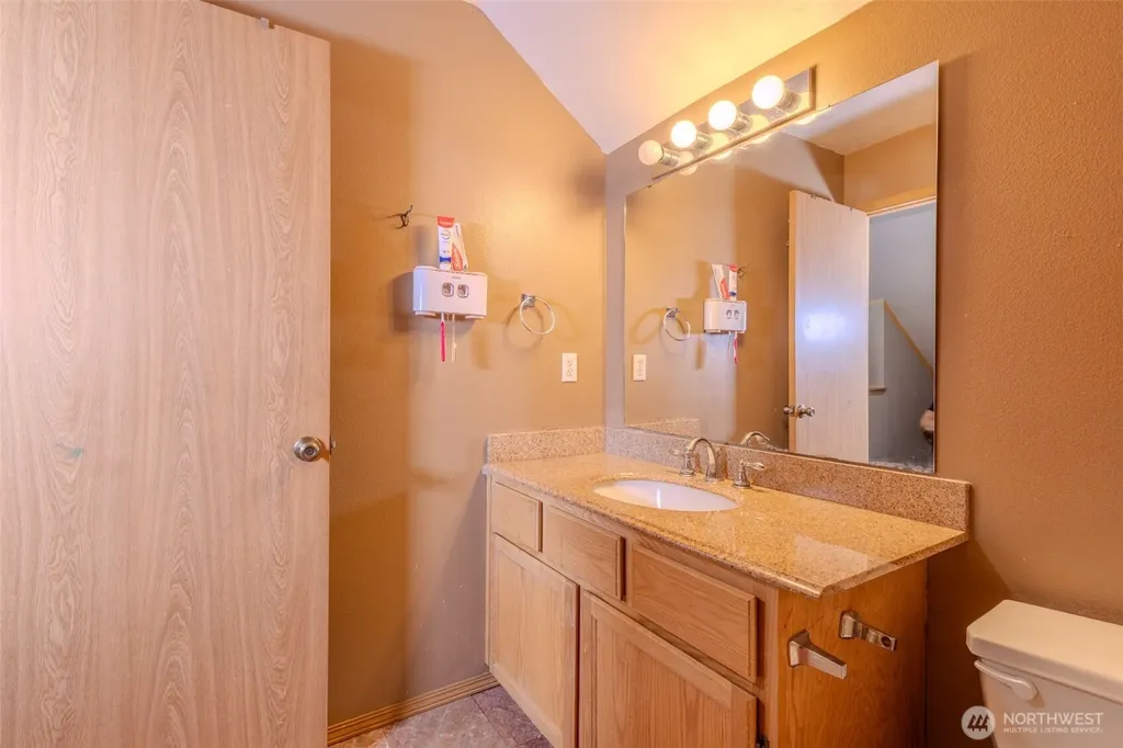 1305 Browns Point Boulevard Tacoma WA 98422