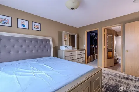 1305 Browns Point Boulevard Tacoma WA 98422