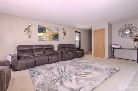 1305 Browns Point Boulevard Tacoma WA 98422