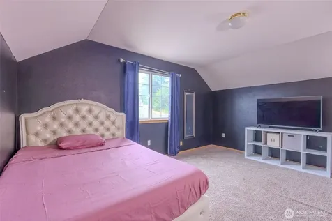 1305 Browns Point Boulevard Tacoma WA 98422