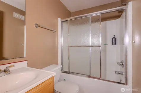1305 Browns Point Boulevard Tacoma WA 98422