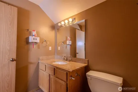 1305 Browns Point Boulevard Tacoma WA 98422