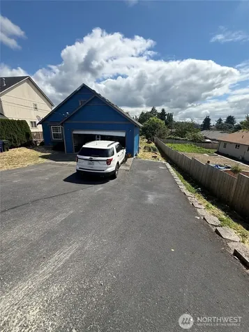 1305 Browns Point Boulevard Tacoma WA 98422