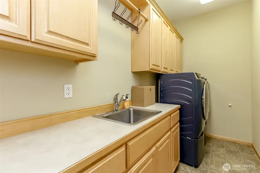 7607 46th Street NW Gig Harbor WA 98335
