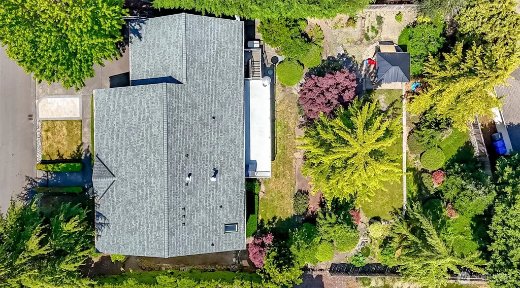 7607 46th Street NW Gig Harbor WA 98335