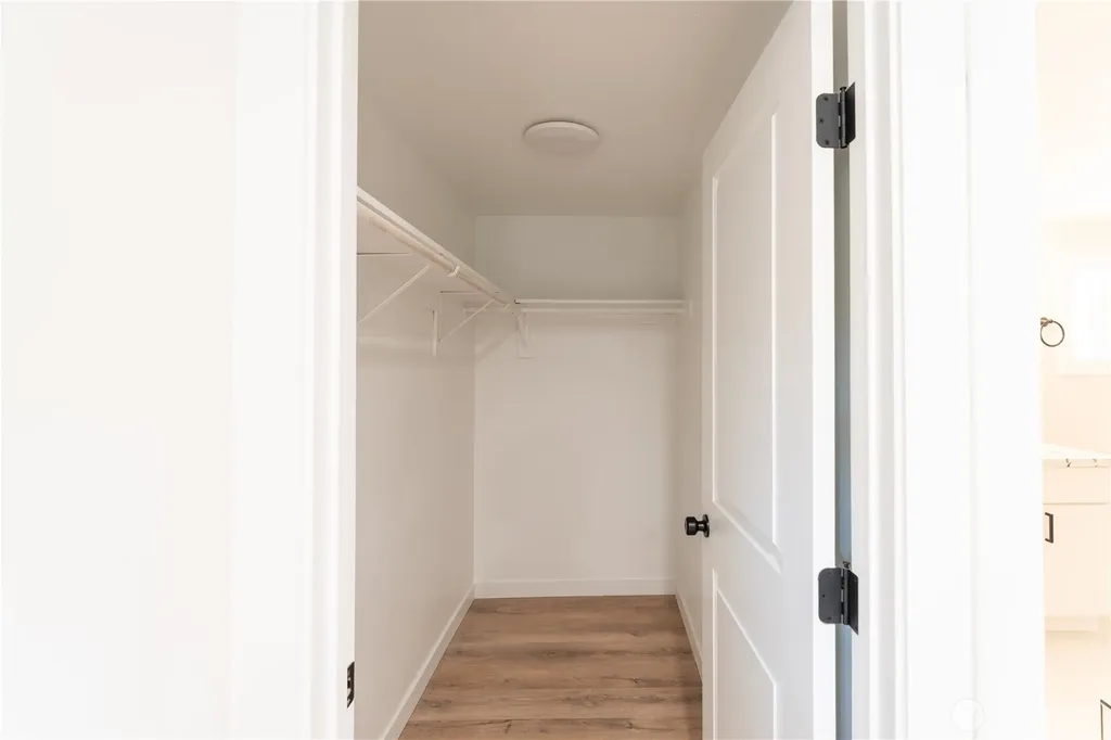 607 244th Street SW Bothell WA 98021