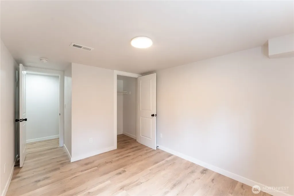 607 244th Street SW Bothell WA 98021