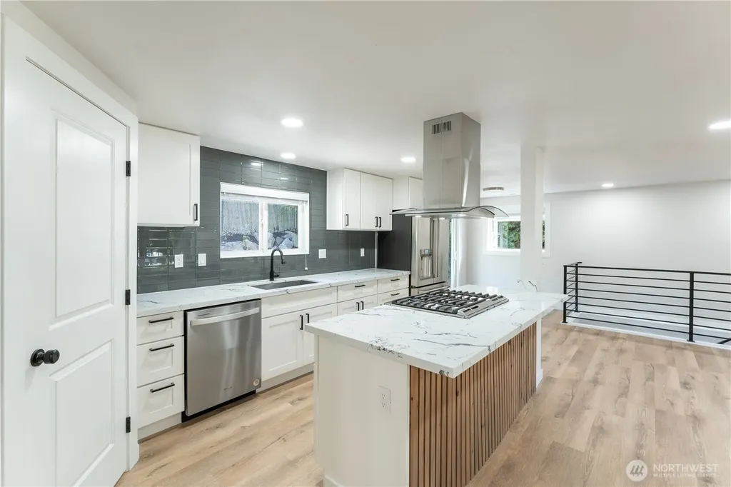 607 244th Street SW Bothell WA 98021