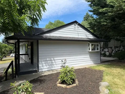 607 244th Street SW Bothell WA 98021