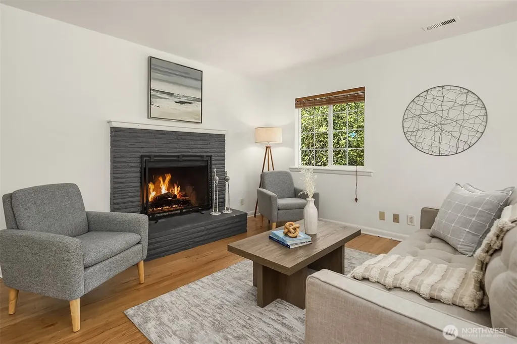 16414 48th Avenue W Edmonds WA 98026