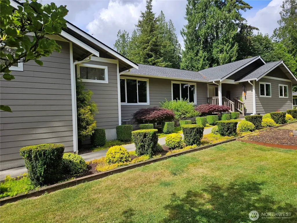 10803 62nd Avenue E Puyallup WA 98373