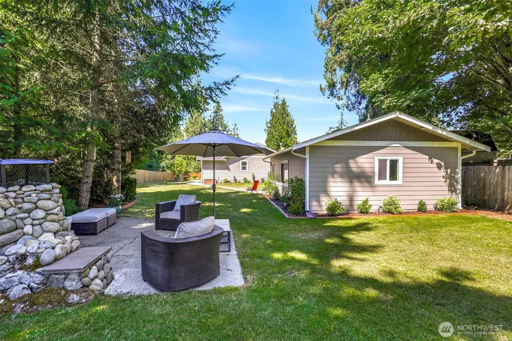 10803 62nd Avenue E Puyallup WA 98373