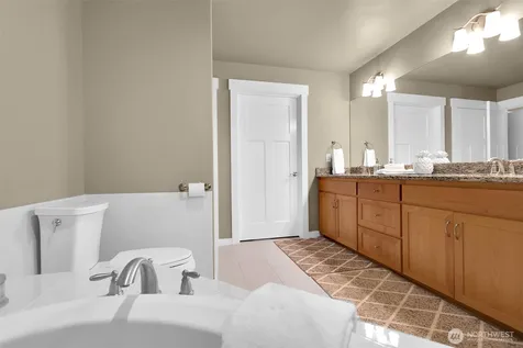 10803 62nd Avenue E Puyallup WA 98373