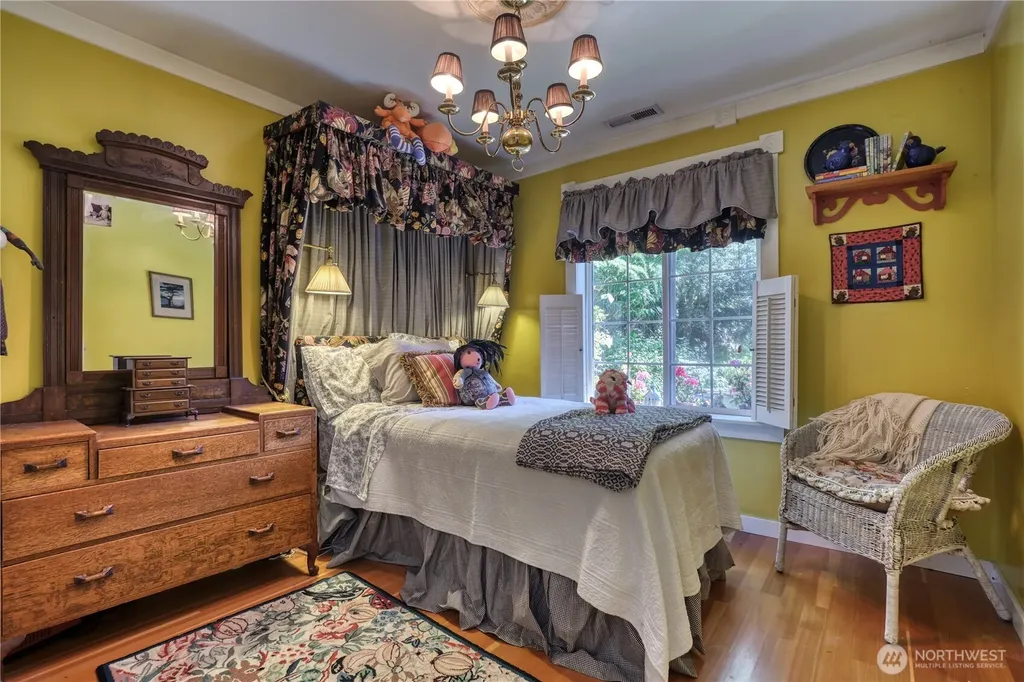 1664 Seymour Place Point Roberts WA 98281