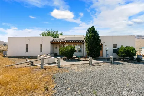 723 Burbank Creek Road Yakima WA 98901