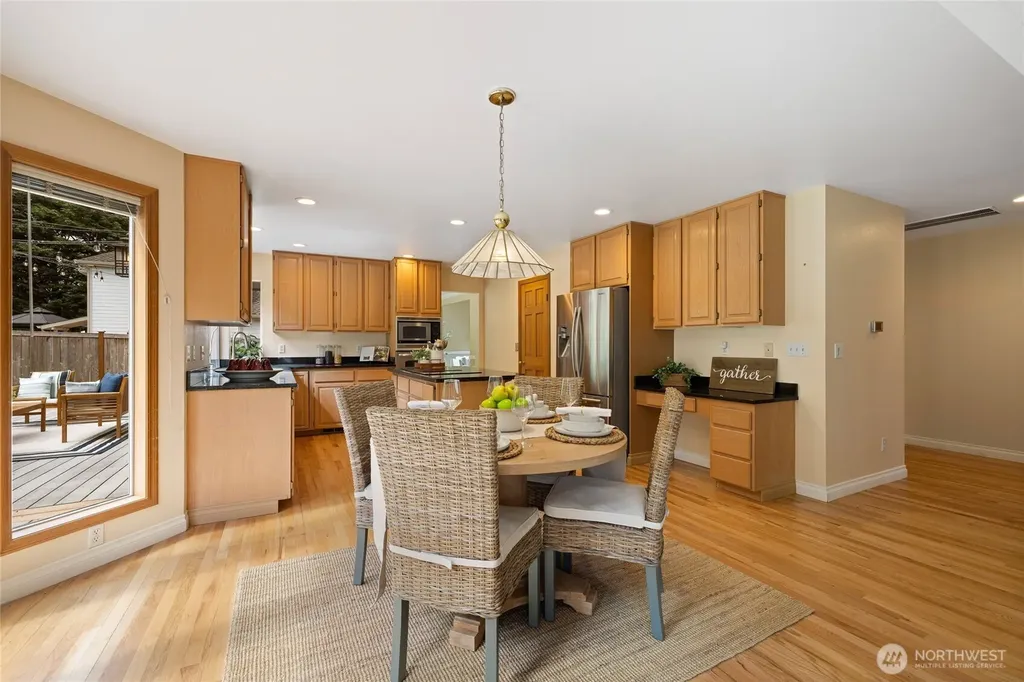 28014 180th Avenue SE Kent WA 98042
