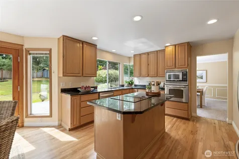 28014 180th Avenue SE Kent WA 98042