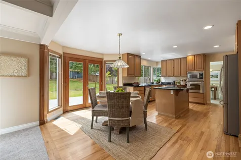 28014 180th Avenue SE Kent WA 98042
