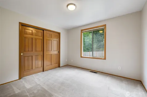 28014 180th Avenue SE Kent WA 98042