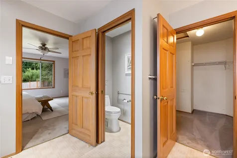 28014 180th Avenue SE Kent WA 98042