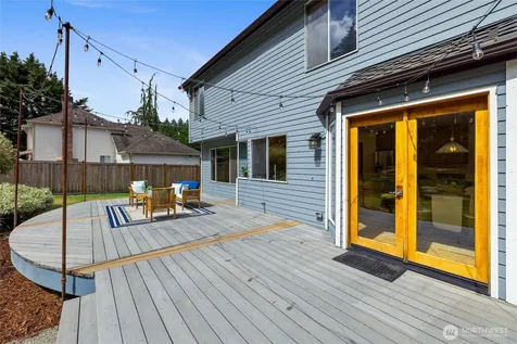 28014 180th Avenue SE Kent WA 98042