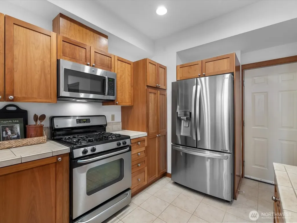 18410 36th Avenue W Lynnwood WA 98037
