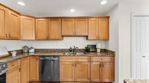 15964 NE 15th Street Bellevue WA 98008