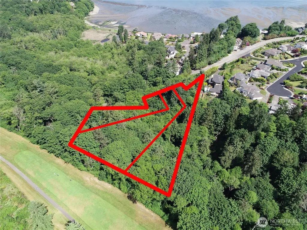 3911 SW Dash Point Road Federal Way WA 98023