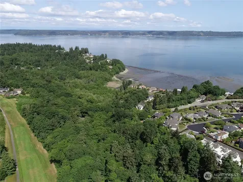 3911 SW Dash Point Road Federal Way WA 98023