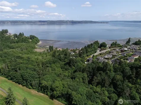3911 SW Dash Point Road Federal Way WA 98023