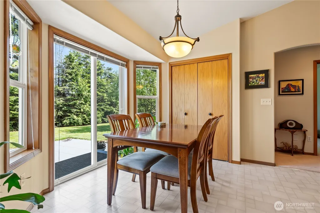 8232 Snohomish Road Blaine WA 98230