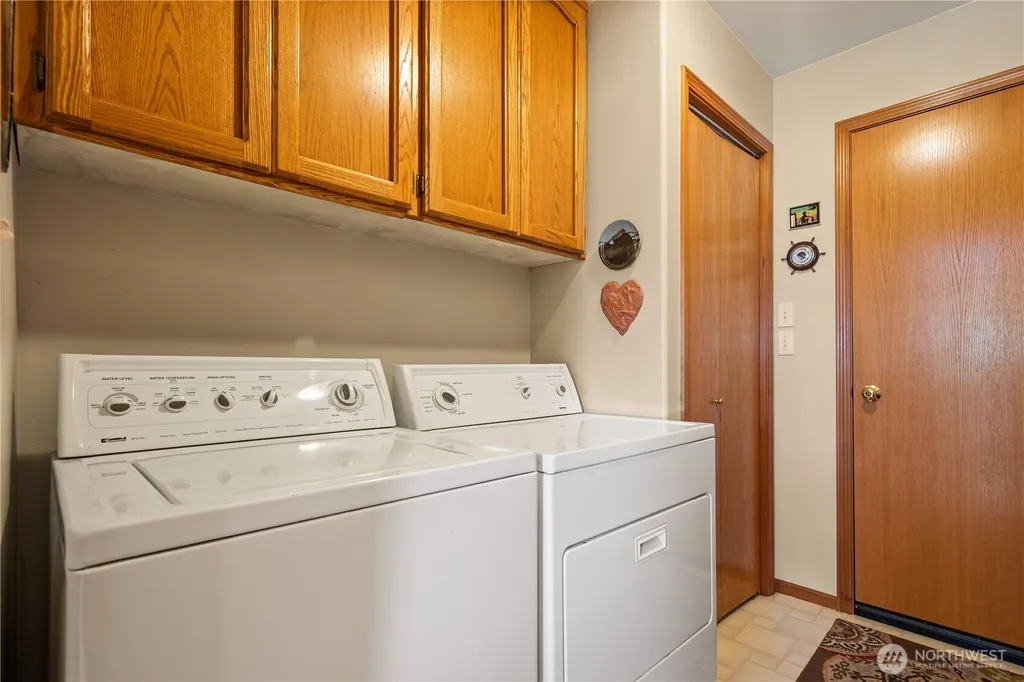 8232 Snohomish Road Blaine WA 98230