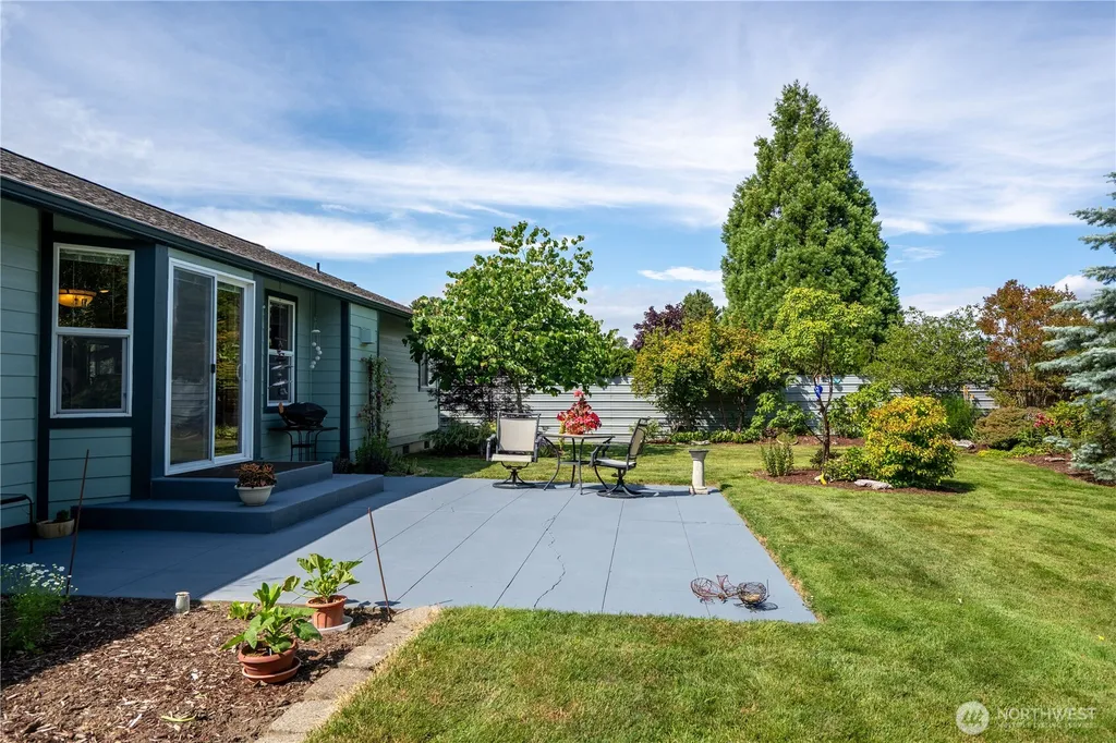 8232 Snohomish Road Blaine WA 98230