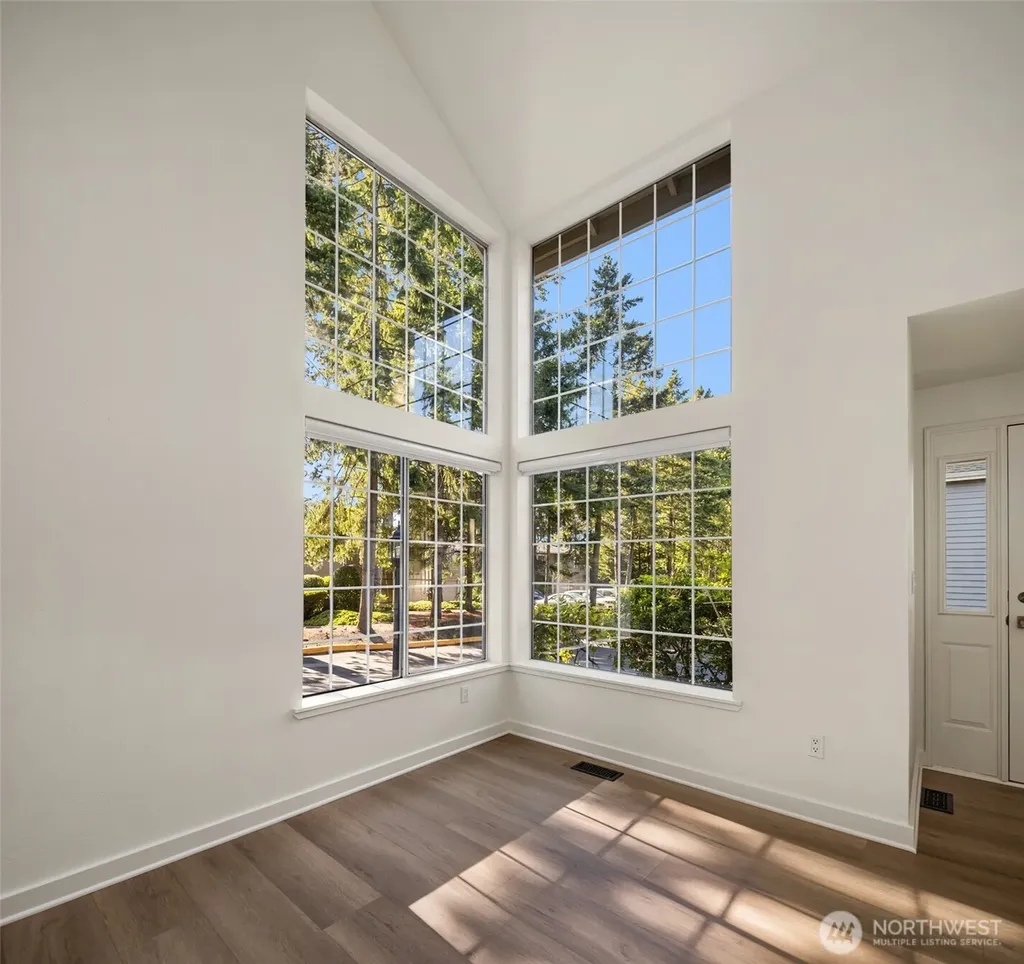 8002 118th Court NE Kirkland WA 98033