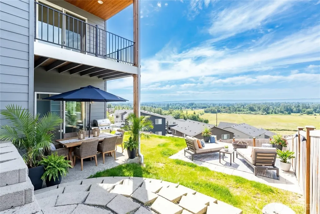 7817 92nd Place NE Marysville WA 98270
