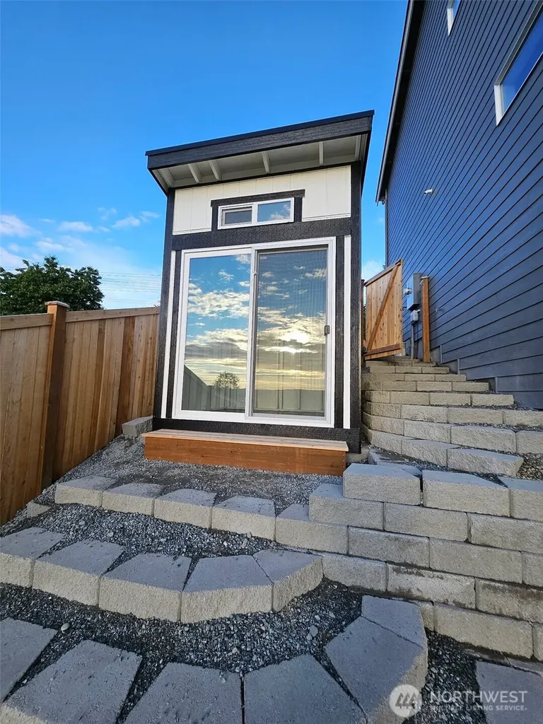 7817 92nd Place NE Marysville WA 98270