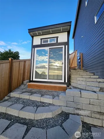 7817 92nd Place NE Marysville WA 98270
